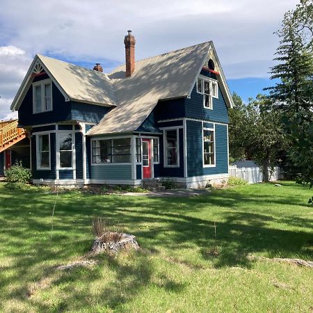 Victorian Guest Getaway-20Mins To Glacier National Park-10Mins To Airport! 哥伦比亚瀑布 外观 照片