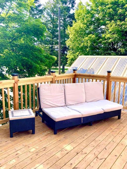 Victorian Guest Getaway-20Mins To Glacier National Park-10Mins To Airport! 哥伦比亚瀑布 外观 照片
