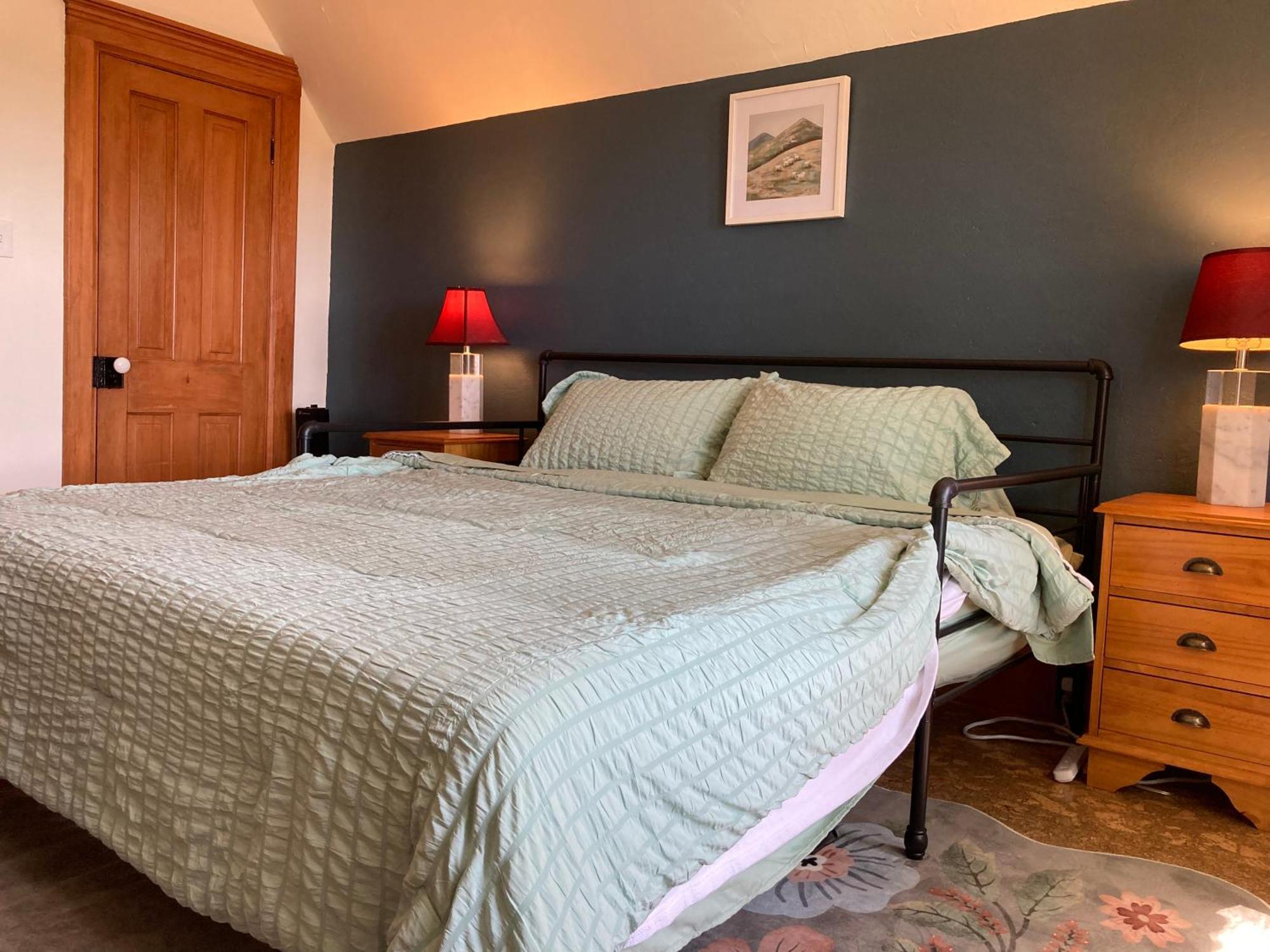 Victorian Guest Getaway-20Mins To Glacier National Park-10Mins To Airport! 哥伦比亚瀑布 外观 照片