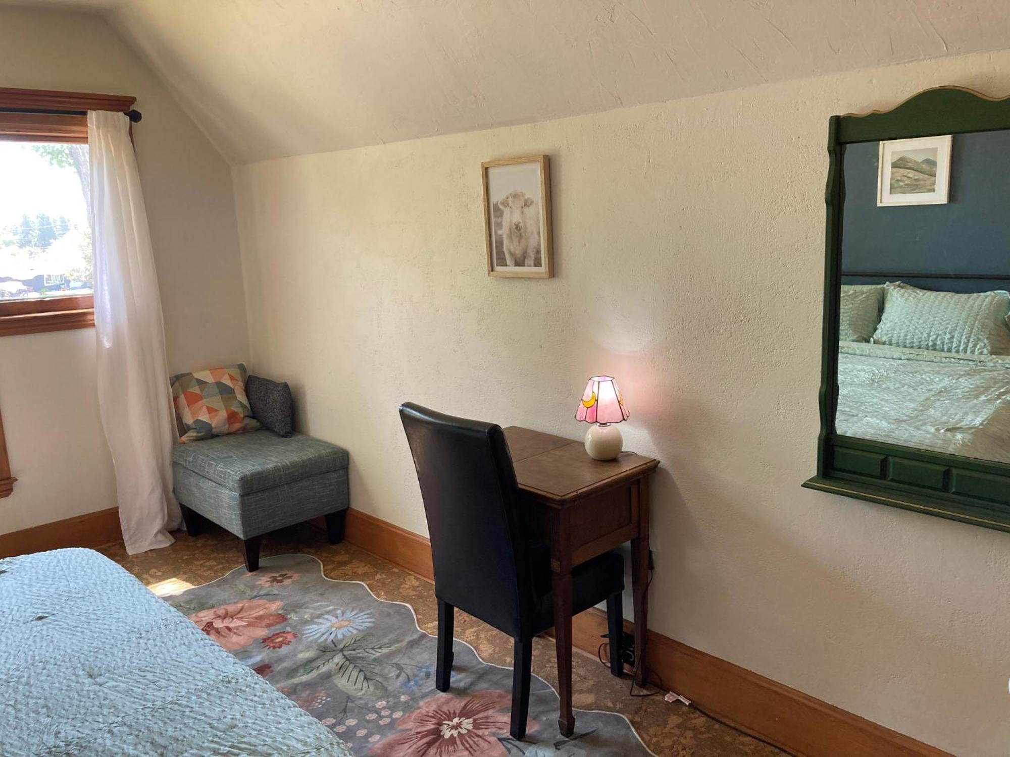 Victorian Guest Getaway-20Mins To Glacier National Park-10Mins To Airport! 哥伦比亚瀑布 外观 照片
